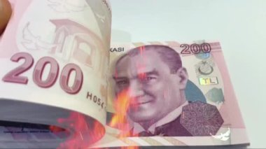200 lira banknot. Türkiye 'nin para biriminin zarafeti