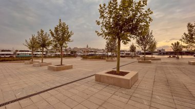 Altın Boynuz, İstanbul, Türkiye. 6 Haziran 2024 İstanbul Tarihi Yarımadası. Altın Boynuz ve Boğaz Sahili, Eminonu Meydanı ve Eşsiz Tarihi ve Turistik Yerler. Büyüleyici Mimari, Kültürel Zenginlikler ve Manzaralar İçin İdeal Bir Hedef.