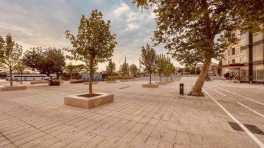 Altın Boynuz, İstanbul, Türkiye. 6 Haziran 2024 İstanbul Tarihi Yarımadası. Altın Boynuz ve Boğaz Sahili, Eminonu Meydanı ve Eşsiz Tarihi ve Turistik Yerler. Büyüleyici Mimari, Kültürel Zenginlikler ve Manzaralar İçin İdeal Bir Hedef.