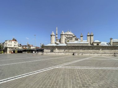 İstanbul hindisi. 6 Temmuz 2024. Türkiye 'nin Fatih ilçesine bağlı emberlita mahallesindeki 18. yüzyıl Osmanlı camii Nuruosmaniye Camii, 2016 yılında Türkiye' nin Geçici Dünya Mirasları listesine yazılmıştı..