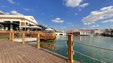 İstanbul, Türkiye. 14 Aralık 2024. Tema Dünyası, üç neslin de yaşına bakılmaksızın birlikte zaman geçirebileceği bir eğlence merkezi ve büyüleyici manzara unsurlarıyla entegre edilmiş nefes kesici bir şehir parkı..