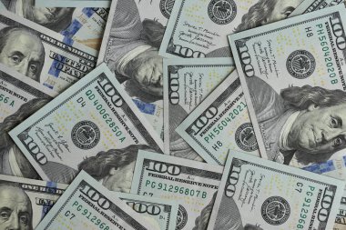 Büyük miktarda Amerikan Doları 'na ait banknotlar kapanıyor. İş ve zengin yaşam konsepti