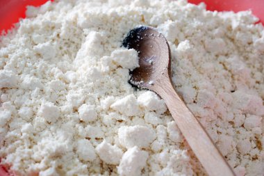 Sağlıklı ev yapımı taze peynir, protein kaynağı yağsız kaymak peyniri, yağsız kaymak peyniri,