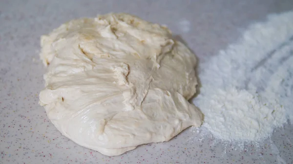 Sfermentowane Ciasto Mąki Pszennej Surowe Sfermentowane Ciasto Fermentowane Dojrzewające Ciasto — Zdjęcie stockowe