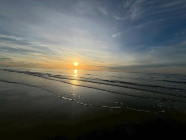 Sabahları deniz ve sahil