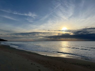 Sabahları deniz ve sahil