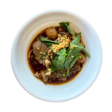 beyaz zemin üzerine erişte