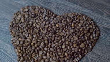 Romantik Kahve Fasulyesi Kalbi