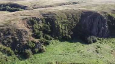 Ukraynalı Azov Steppe. Mariupol çevresinin rahatlama özellikleri. Yüksek kaliteli FullHD görüntüler