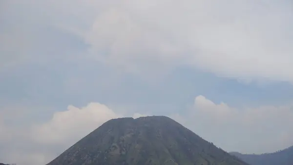 Sabahları Bromo Dağı 'nın güzelliği