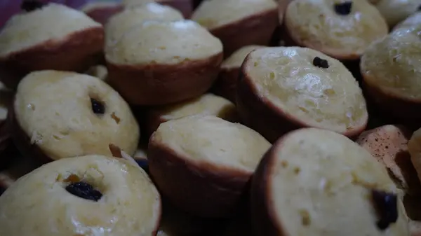 Pasta kasesinde lezzetli görünüyor.