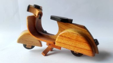 Minyatür klasik Vespa scooter.