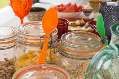 Farklı mısır gevreği kavanozu