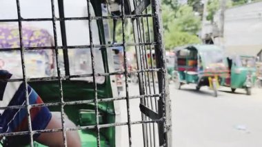 Parktaki adamın bulanıklığı.