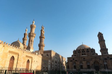 Kahire, Mısır. 2 Temmuz 2024 El-Azhar Camii, Bin Minaret, Fatimid, İslami Kahire, Mısır 'da kurulan ilk cami.. 