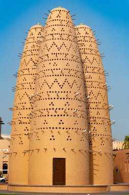 Doha, Katar. 20 Eylül 2019. Katar 'ın Doha kentindeki Katara Kültür Köyünde Güzel Güvercin Evleri veya Dovecotlar 