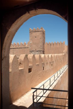 Sfax 'li Kasbah, Akdeniz kıyısındaki Tunus, Kuzey Afrika' da yer alan bir liman şehri olan Sfax 'ın güneybatı köşesinde bulunan bir İslami çöl kalesidir.. 