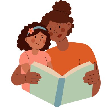 Koyu tenli bir anne kızına bir kitap okur. Ailenle evde vakit geçir. Bir kadının kucağında oturan, birlikte kitap okuyan bir kız. Ev aktivitelerinin gösterimi.