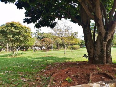 Spor, Eğlence ve Eğitim Merkezi (CERET), eğlence, eğitim, kültür, sosyal, spor ve sivil programların geliştirildiği büyük bir merkezdir..