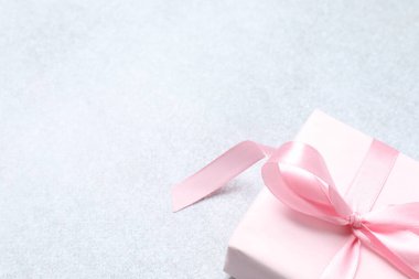 hediye kutusu tablo.