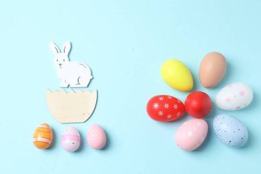 Paskalya dekorasyonlu paskalya kompozisyonu