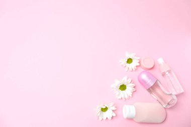 Çiçekli kozmetik ürünleri