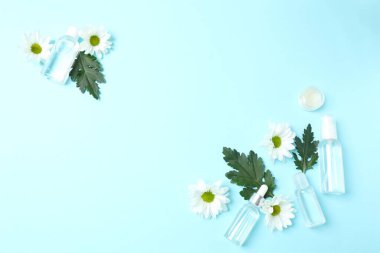 Yeşil yapraklı kozmetik krem