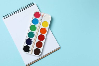 Renk paleti ve kalemler