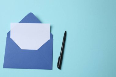 Mavi zarflı mektup..