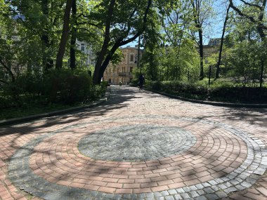 Şehirdeki eski kasaba.