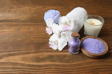 Lavanta, tuz ve deniz tuzu içeren spa seti