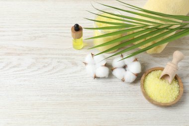 Hindistan cevizi ve taze hindistan cevizi.