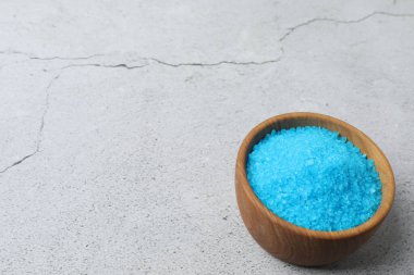 Mavi kase ve deniz tuzu