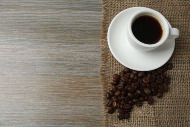 kahve ve kahve çekirdekleri