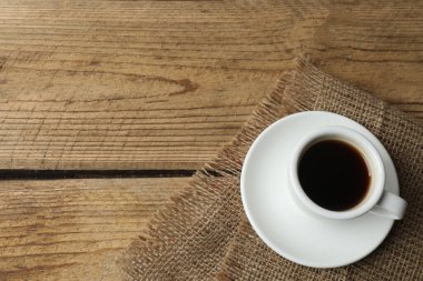 Kahve fincanı ve fasulye