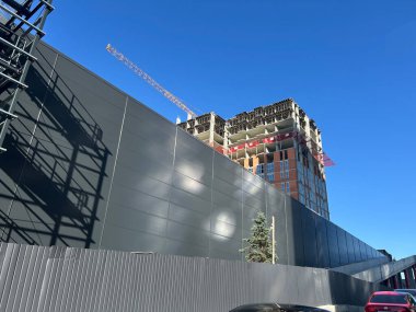 Şehrin modern inşaatı