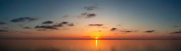 Dramatický Barevný Západ Slunce Oblohy Nad Středozemním Mořem Oblaka Příroda — Stock fotografie