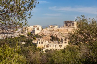 Yunanistan 'ın başkenti Atina' da tarihi eser, Atticus Kahramanı Odeon. Philopappos Tepesinden Sunny Day izlendi.
