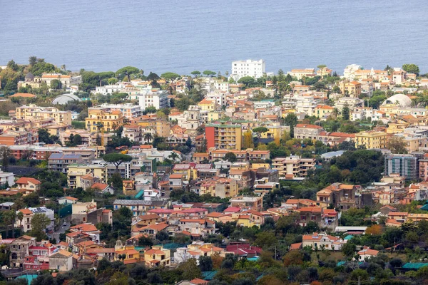 観光町 ソレント イタリアの空中ビュー ティレニア海沿岸 — ストック写真