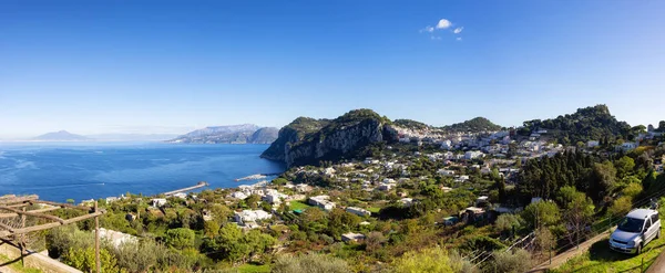 Touristic Town Capri Island Bay Naples Italia Sunny Blue Sky — Foto de Stock