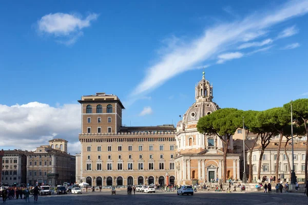 Historical Buildings Rome Italy Sunny Cloudy Day — Stock Photo, Image