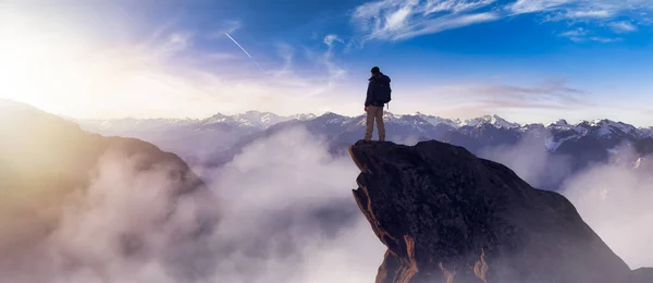 Adventurous Man Hiker Standing Top Peak Rocky Mountain Background Adventure — Stock Photo, Image