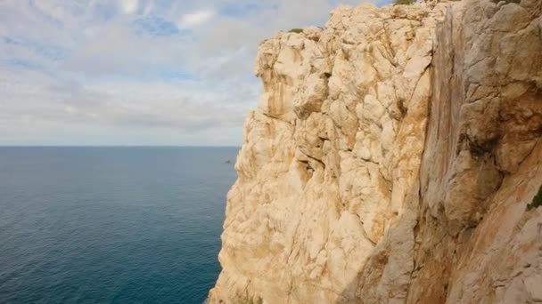 Вид Скелясте Узбережжя Скелями Середземне Море Регіональний Природний Парк Порто — стокове відео