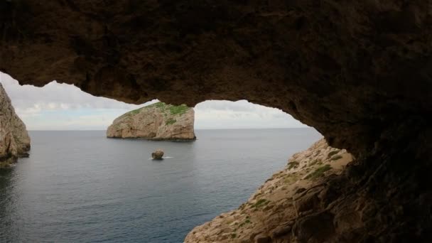 Cave Rocky Coast Cliffs Mediterranean Sea Cloudy Sky Regional Natural — Stockvideo