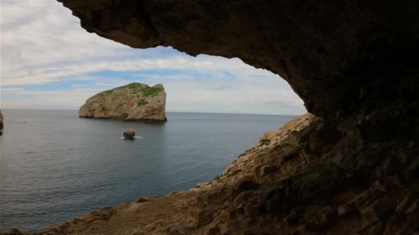 Cave Rocky Coast Cliffs Mediterranean Sea Cloudy Sky Regional Natural — Video