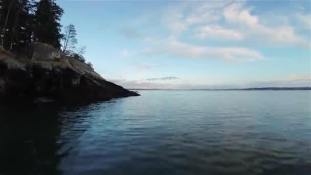 Felsige Küste Der Westküste Des Pazifischen Ozeans Leuchtturmpark West Vancouver — Stockvideo