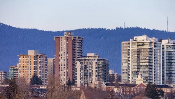 Edifícios Apartamentos Residenciais North Vancouver British Columbia Canadá Paisagem Montesa — Fotografia de Stock