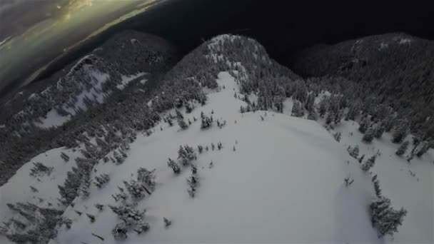 Die Schneebedeckte Kanadische Rocky Mountain Landschaft British Columbia Kanada Bewölkter — Stockvideo
