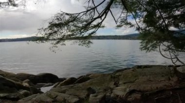 Amiralty Point Park 'taki Okyanus Kıyısı Manzarası, Port Moody, British Columbia, Kanada. Kış Sezonu.