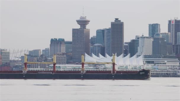 Vancouver Canadá Marzo 2023 Tug Boat Frente Canada Place Downtown — Vídeo de stock